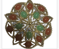Carnelian Jade  Filigree Cabochon Brooch — Vintage Gold-Tone Wheel Pin