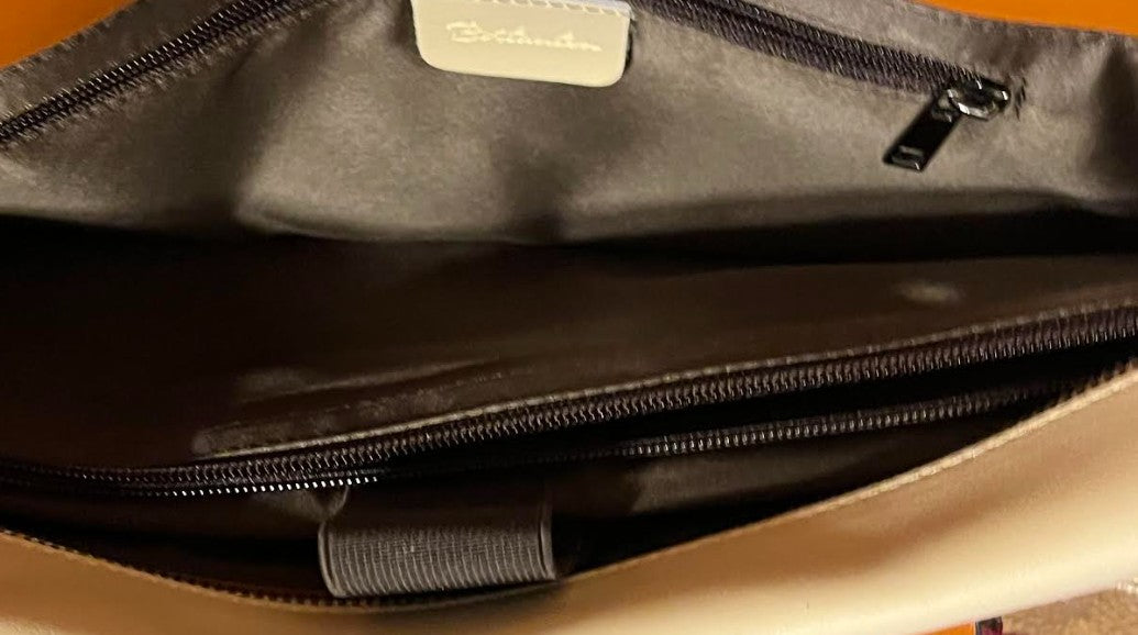 This BOSTANTEN women's leather laptop briefcase